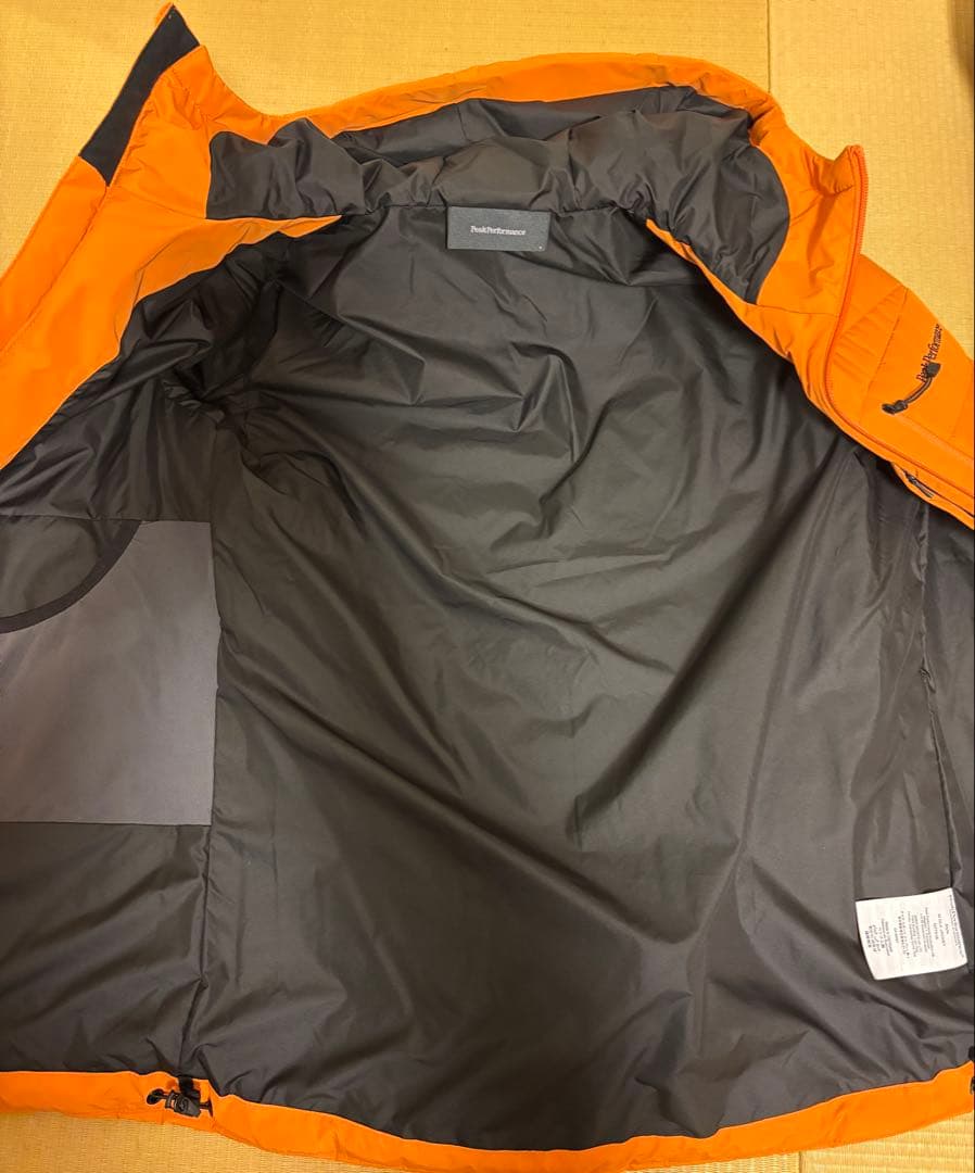 お値下‼️Peak Performance JACKET S新品未使用　正規品