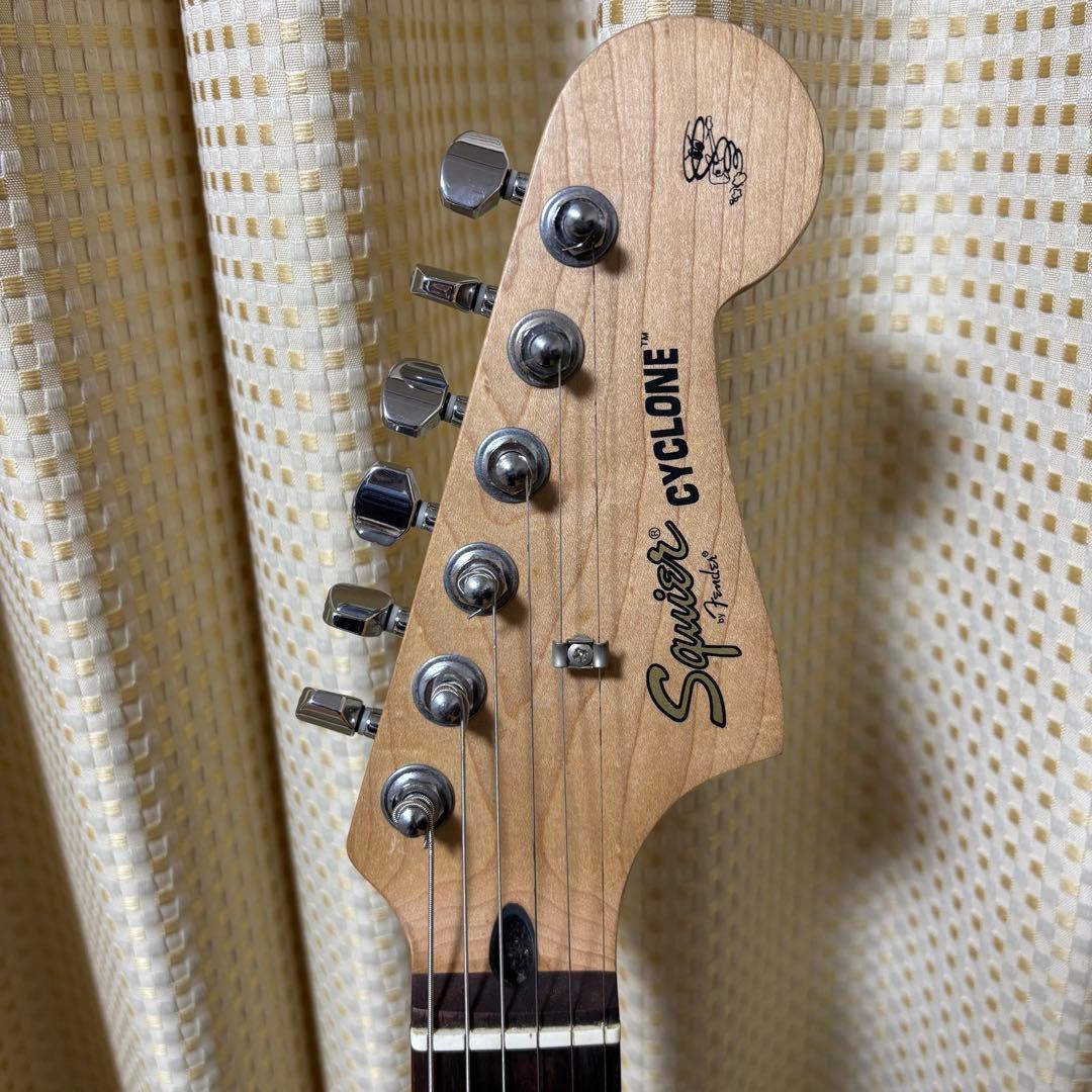 Squier by Fender Cyclone スクワイア　サイクロン