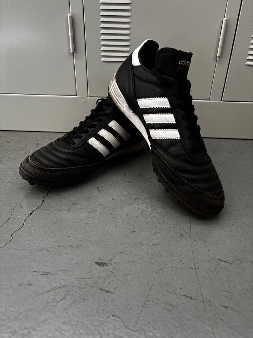 【美品】adidas Mundial Team 黒白 シューズ 27.5cm