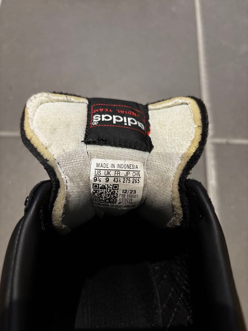 【美品】adidas Mundial Team 黒白 シューズ 27.5cm