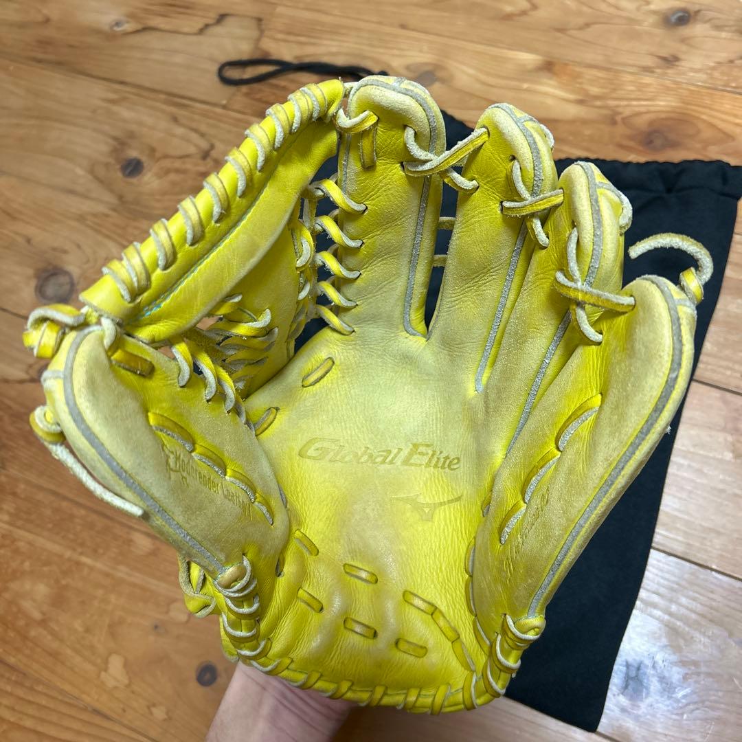 Mizuno Global Elite 軟式グローブ イエロー