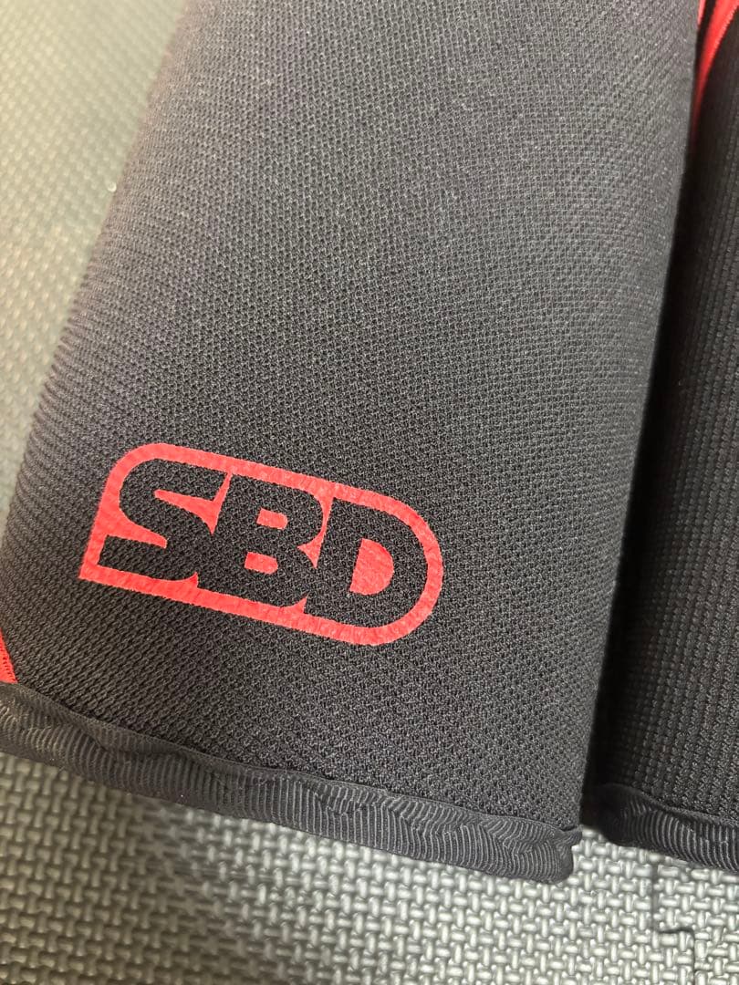 ［美品］SBD パワーリフティングニースリーブ　Lサイズ