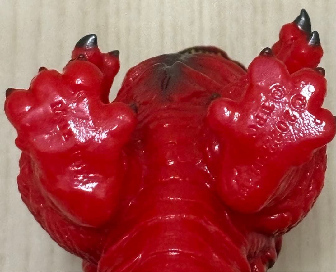 MAXTOY シン・ウルトラマン ゴメス 赤成型　開封済　美品