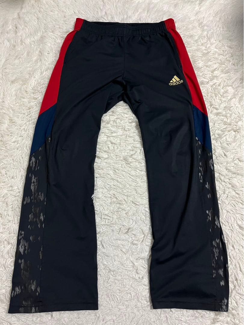 adidas アディダス　ジャージ　セットアップ　スポーツウエア　上下　Oサイズ