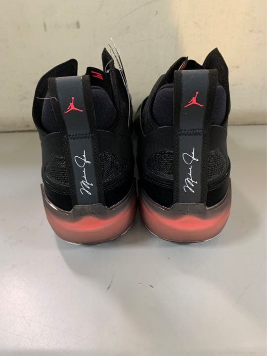 JORDAN XXXVII PF 091カラー　27.0センチ