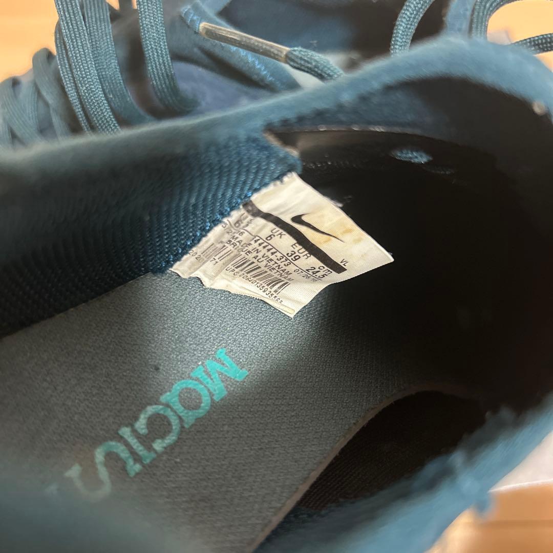 NIKE　マジスタX