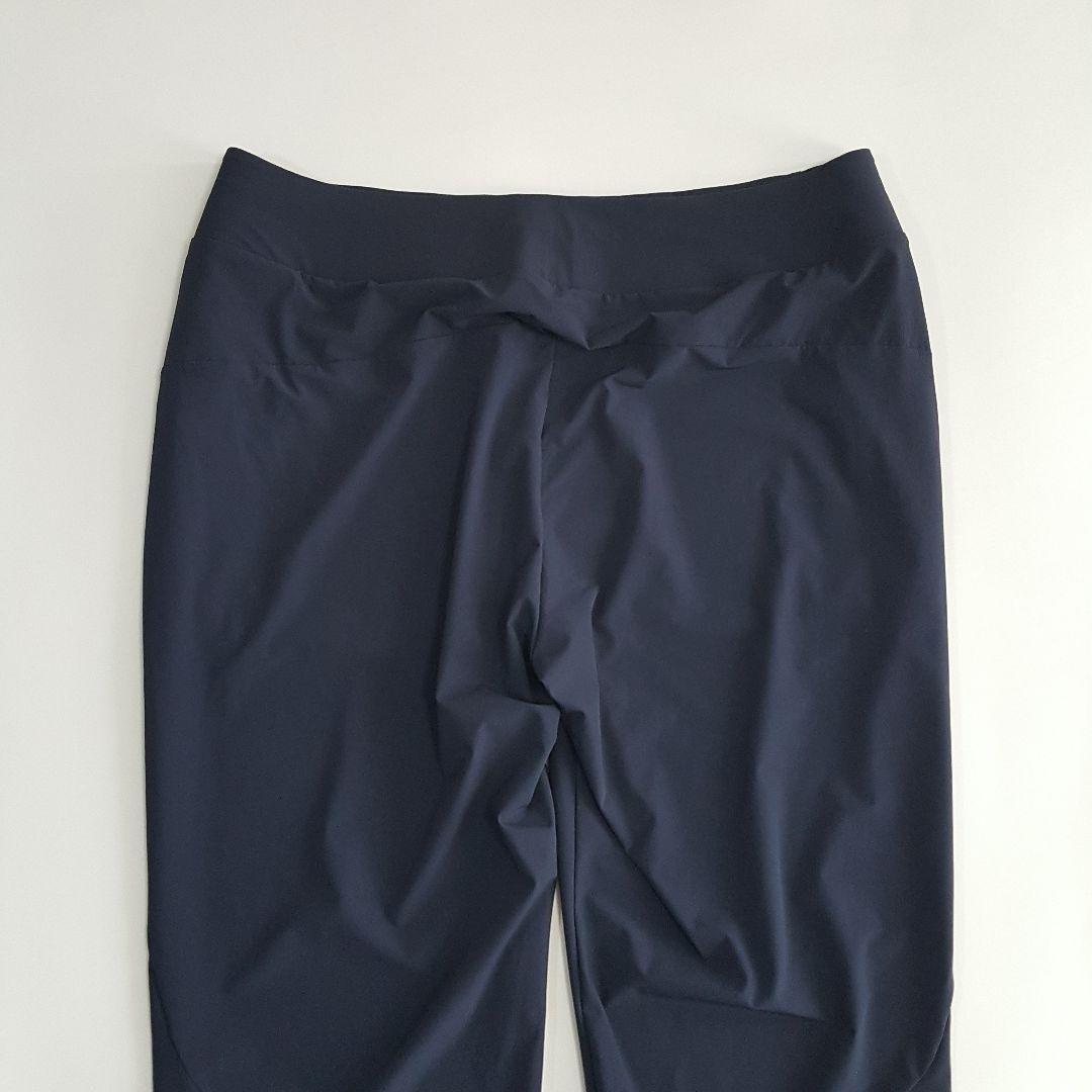 新品 On レディース ランニング ライトウェイトパンツ 速乾 ネイビー M