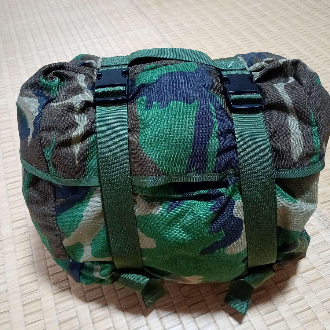 【米軍放出品】　寝袋/羽毛 ＆ 寝袋カバー　MOUNTAIN REGULAR
