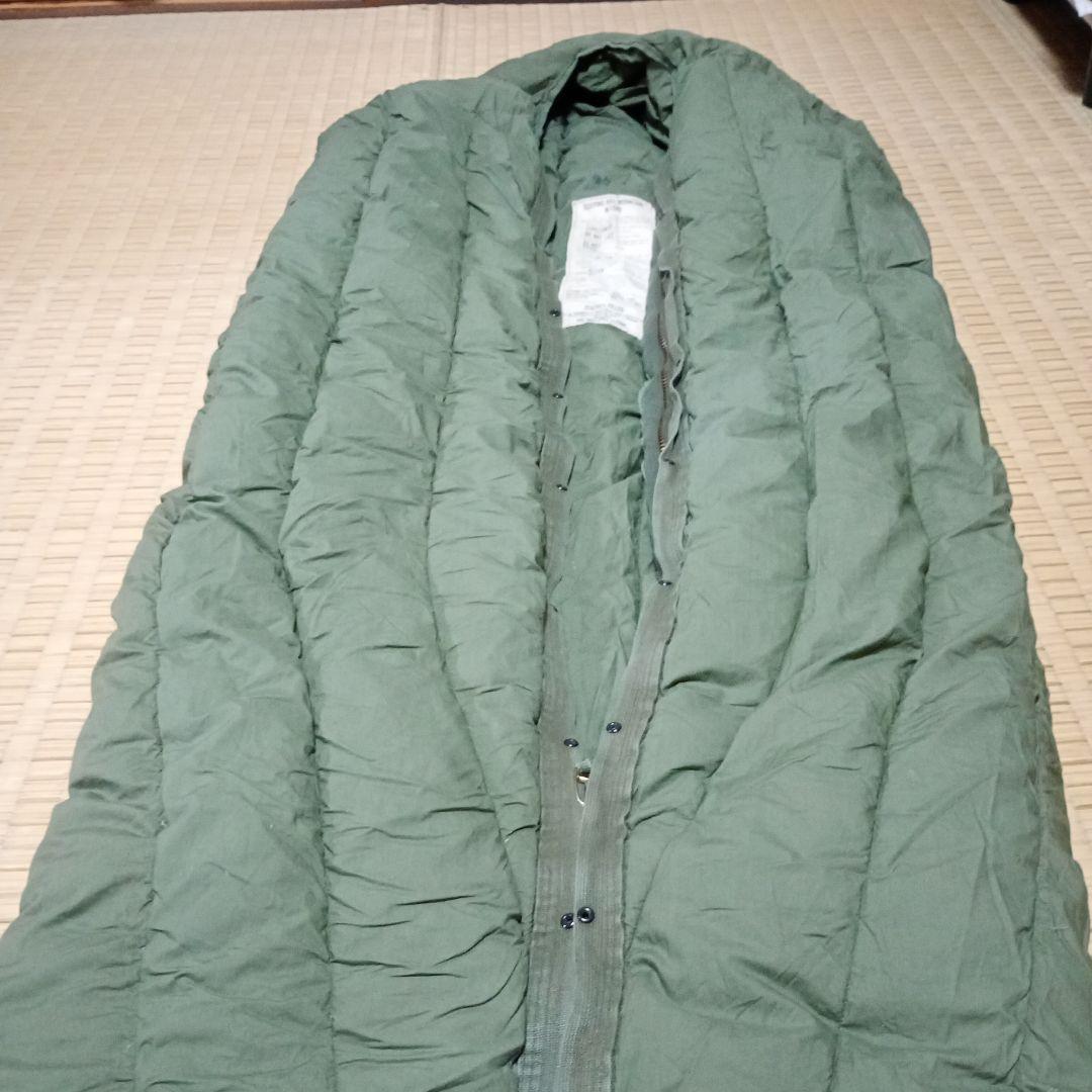 【米軍放出品】　寝袋/羽毛 ＆ 寝袋カバー　MOUNTAIN REGULAR