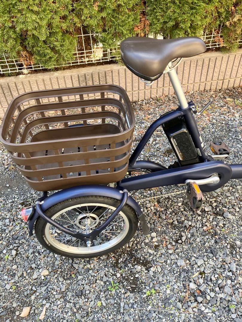 【引取り希望】ブリヂストン 電動アシスト三輪自転車ラクットワゴン 2025年購入