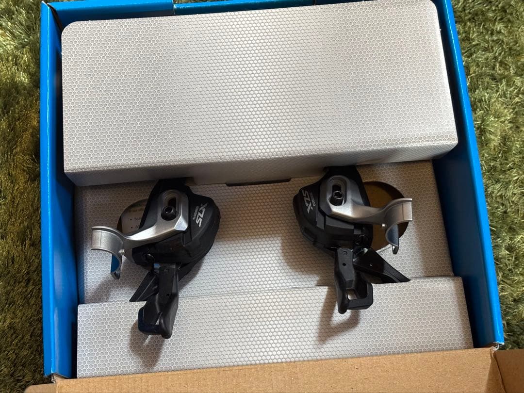 SHIMANO SLX シフター SL-M7000-11-I 左右ペア