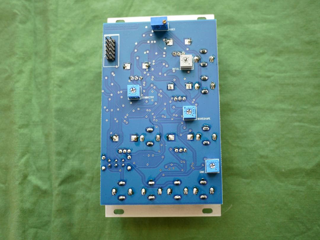 鍵盤楽器 Sputnik modular oscillator