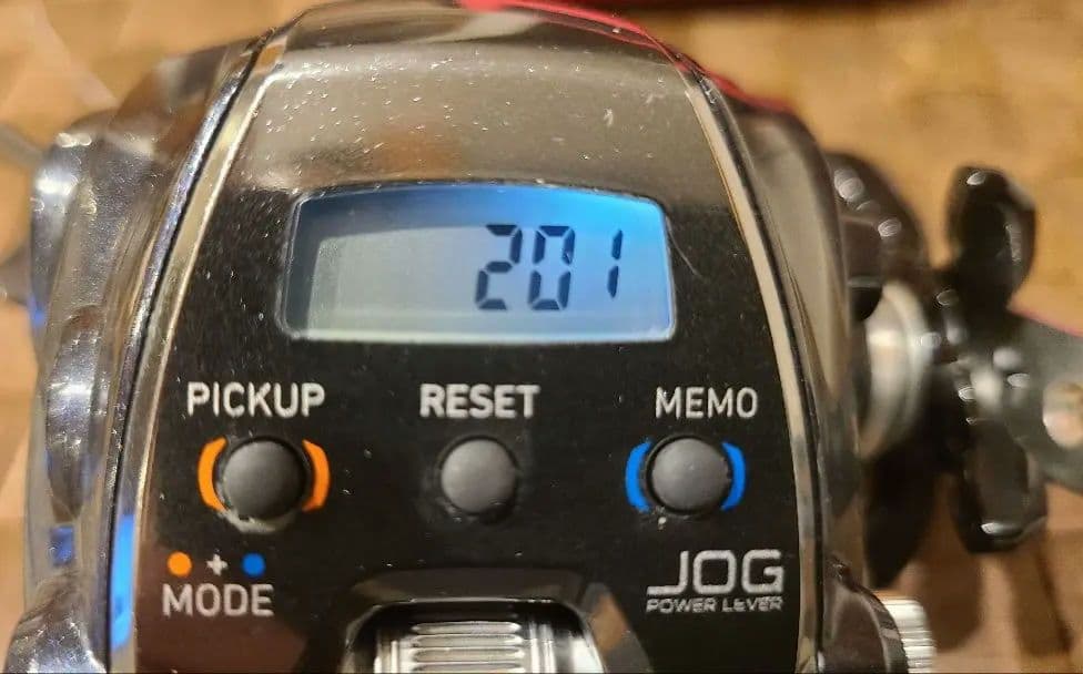 Daiwa LEOBRITZ 200J 電動リール