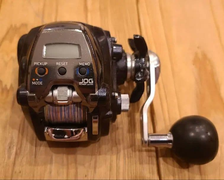 Daiwa LEOBRITZ 200J 電動リール