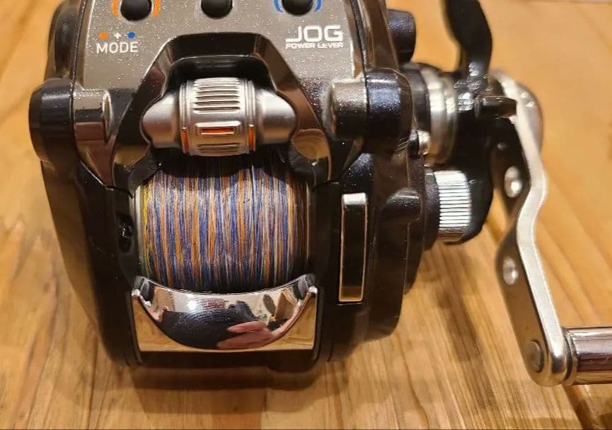 Daiwa LEOBRITZ 200J 電動リール