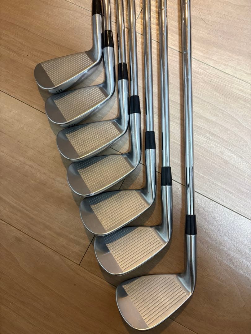 Cobra KING TOUR アイアン　5-G ７本セット