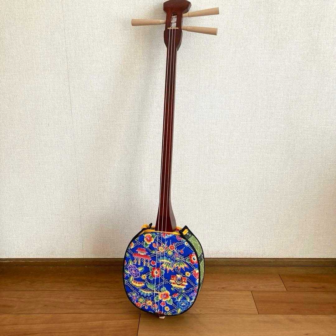 ウッド三線　ほぼ新品　美品　木製