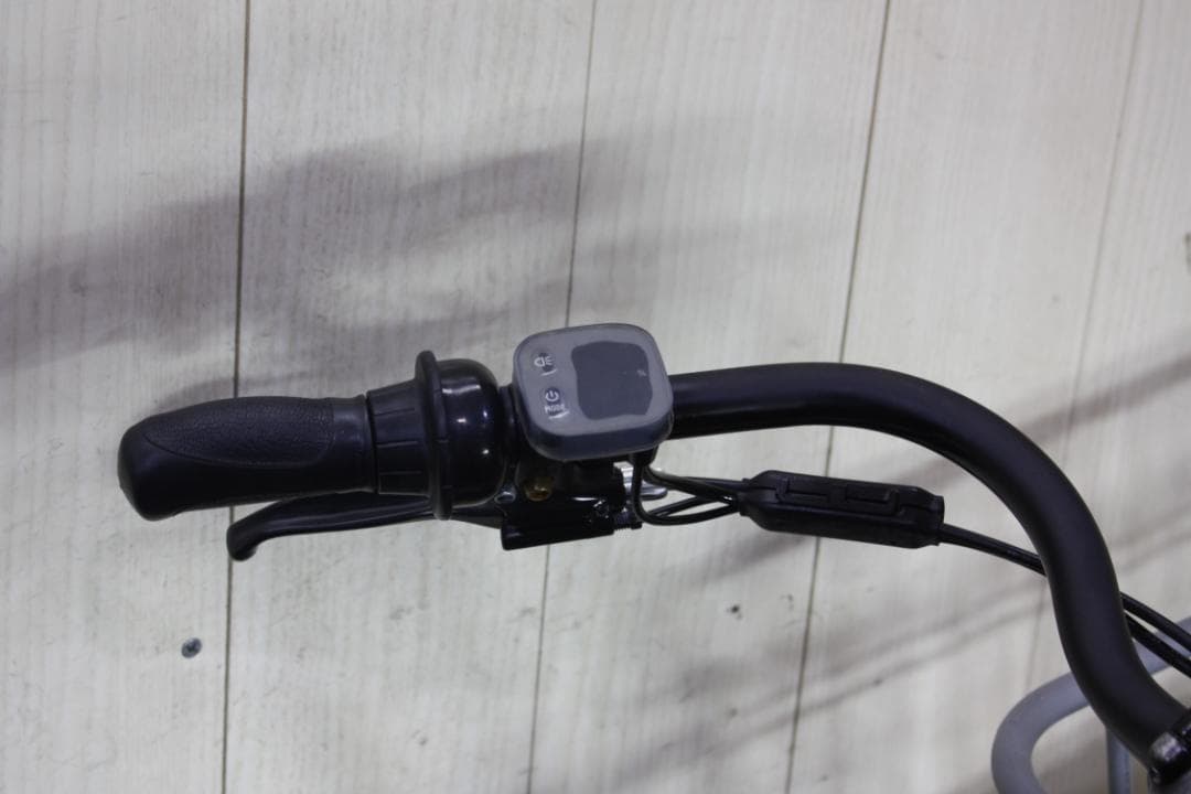 ブリヂストンbikke MOB dd BM0B40 24-22インチ 8AH