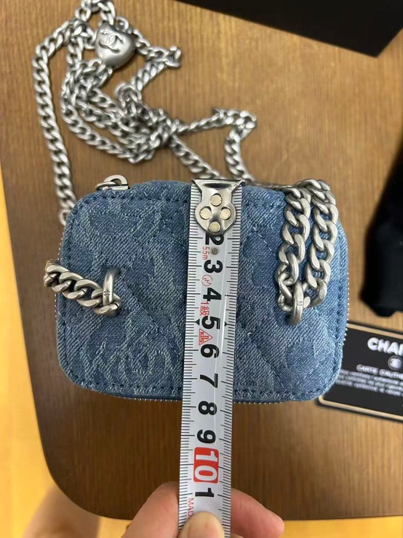 可愛い（シャネル） チェーンショルダーバッグ バニティ ブルー シルバー金具