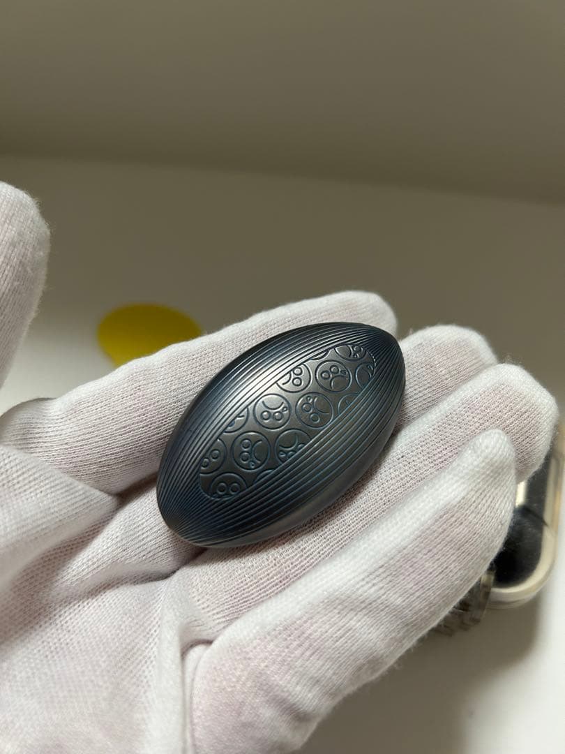 l Toy DZ TopE Titanium フィジェットトイ
