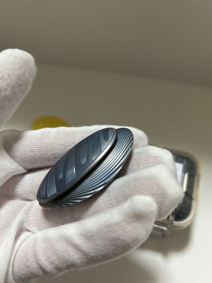 l Toy DZ TopE Titanium フィジェットトイ
