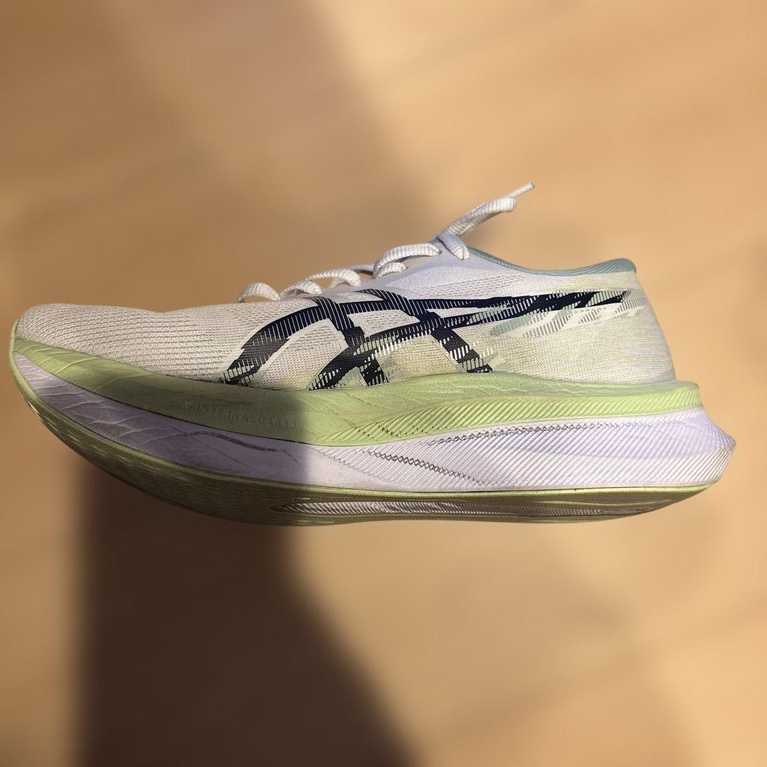 ASICS MAGIC SPEED 4 ランニングシューズ