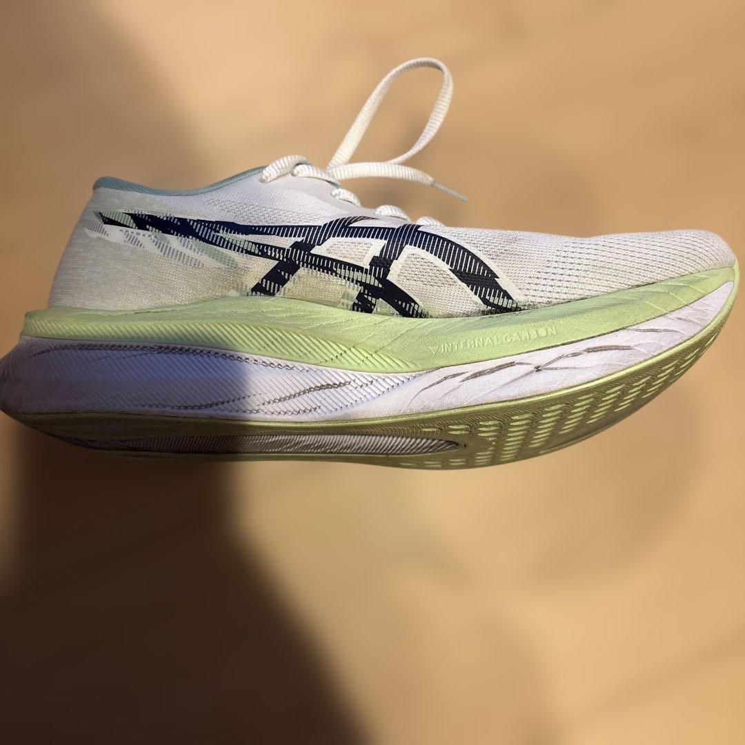ASICS MAGIC SPEED 4 ランニングシューズ