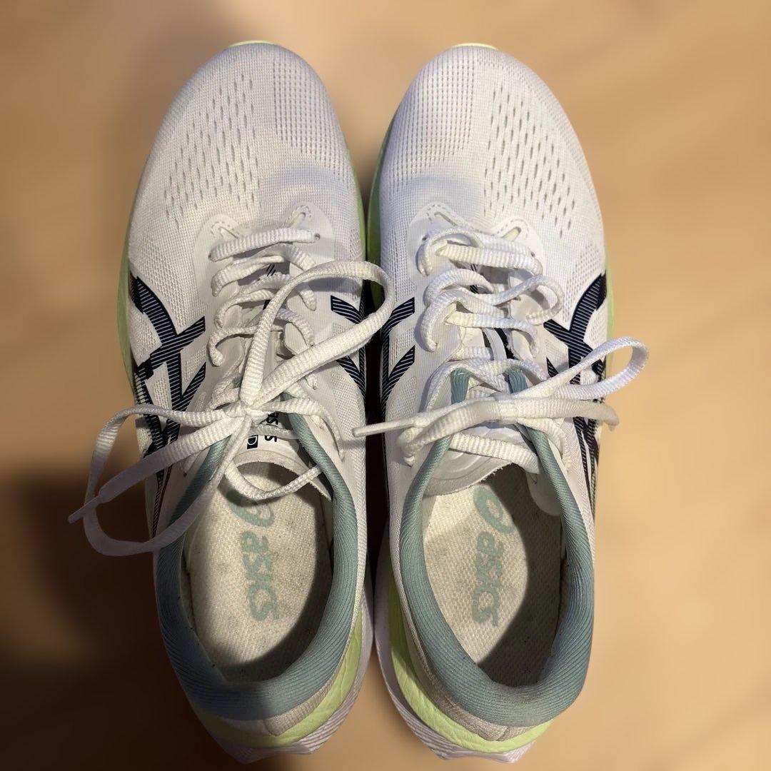 ASICS MAGIC SPEED 4 ランニングシューズ