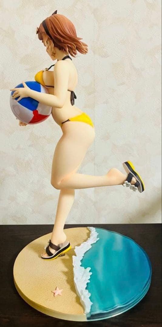 [美品]ライザのアトリエ　ライザ　水着フィギュア