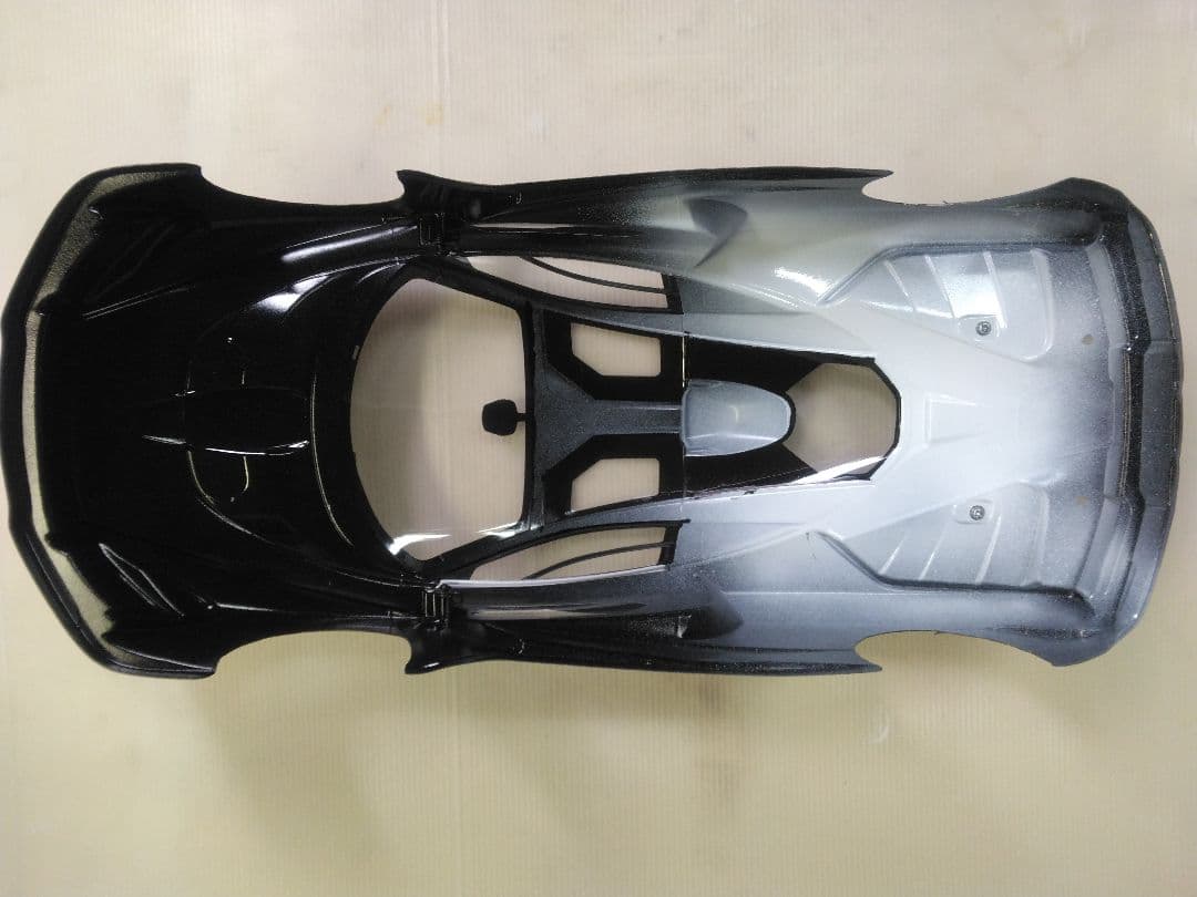 タミヤラジコンボディ　McLaren　セナ　SENNA 完成ボディ