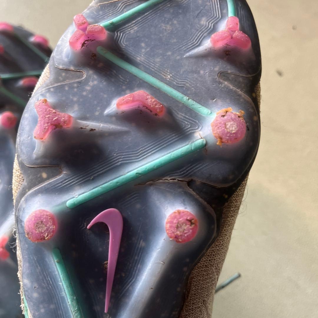 Nike Phantomgx サッカーシューズ