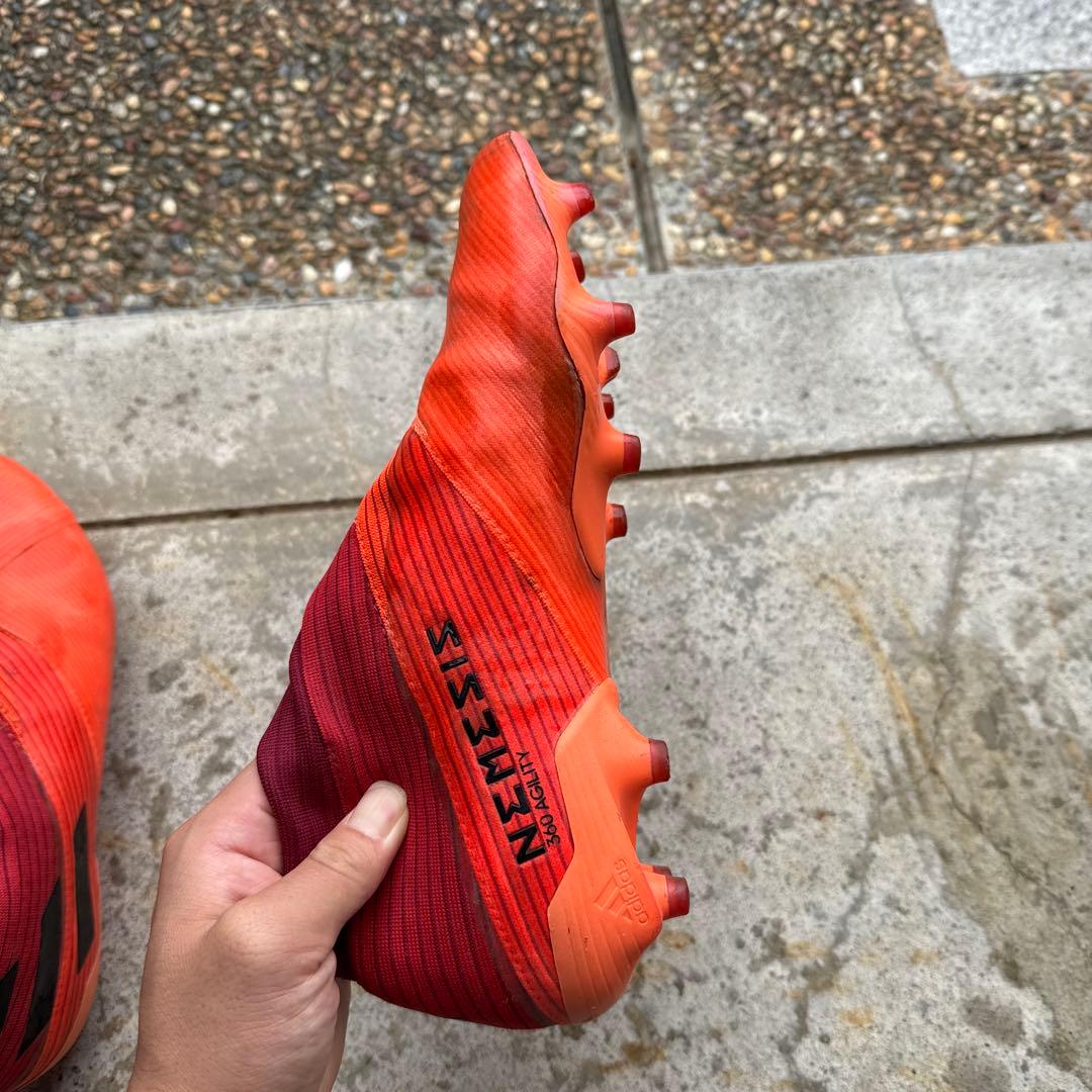 adidasネメシス紐なし