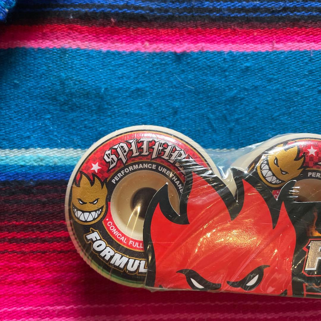 SPITFIRE フォーマル4コニカルフル56mm101aウィール定価9130