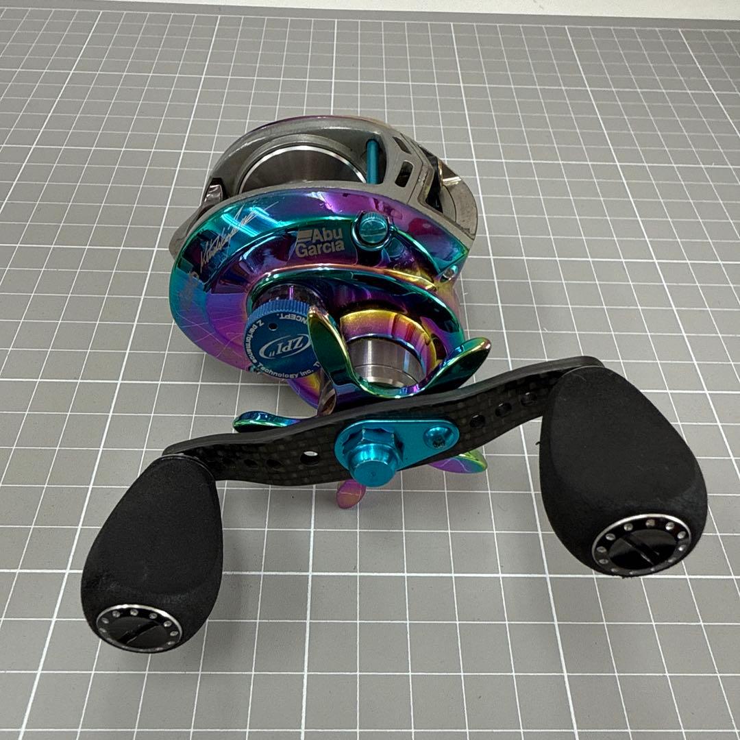 Abu Garcia レボ エリート オーロラ zpi 右巻