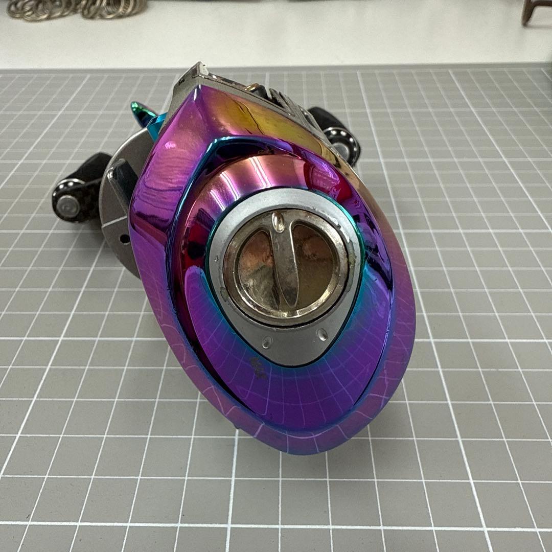 Abu Garcia レボ エリート オーロラ zpi 右巻