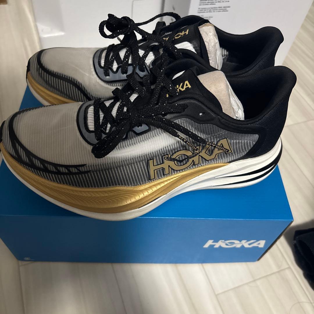 スパイク・シューズ HOKA Cerox2.0
