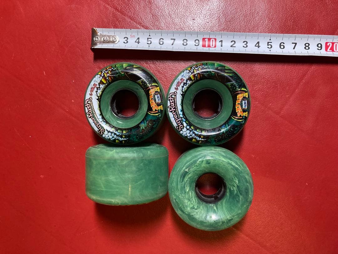 サトリウィール Superkush スケートボードウィール 4個セット