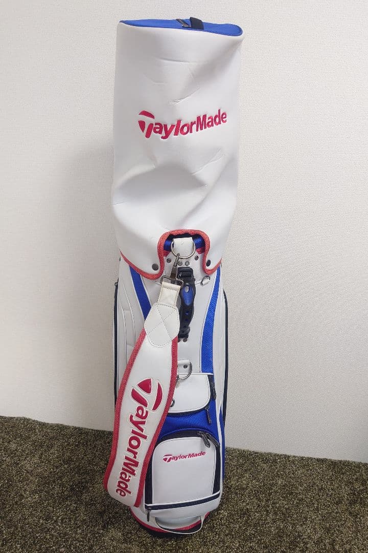 Taylor Made TM CORE キャディバッグ