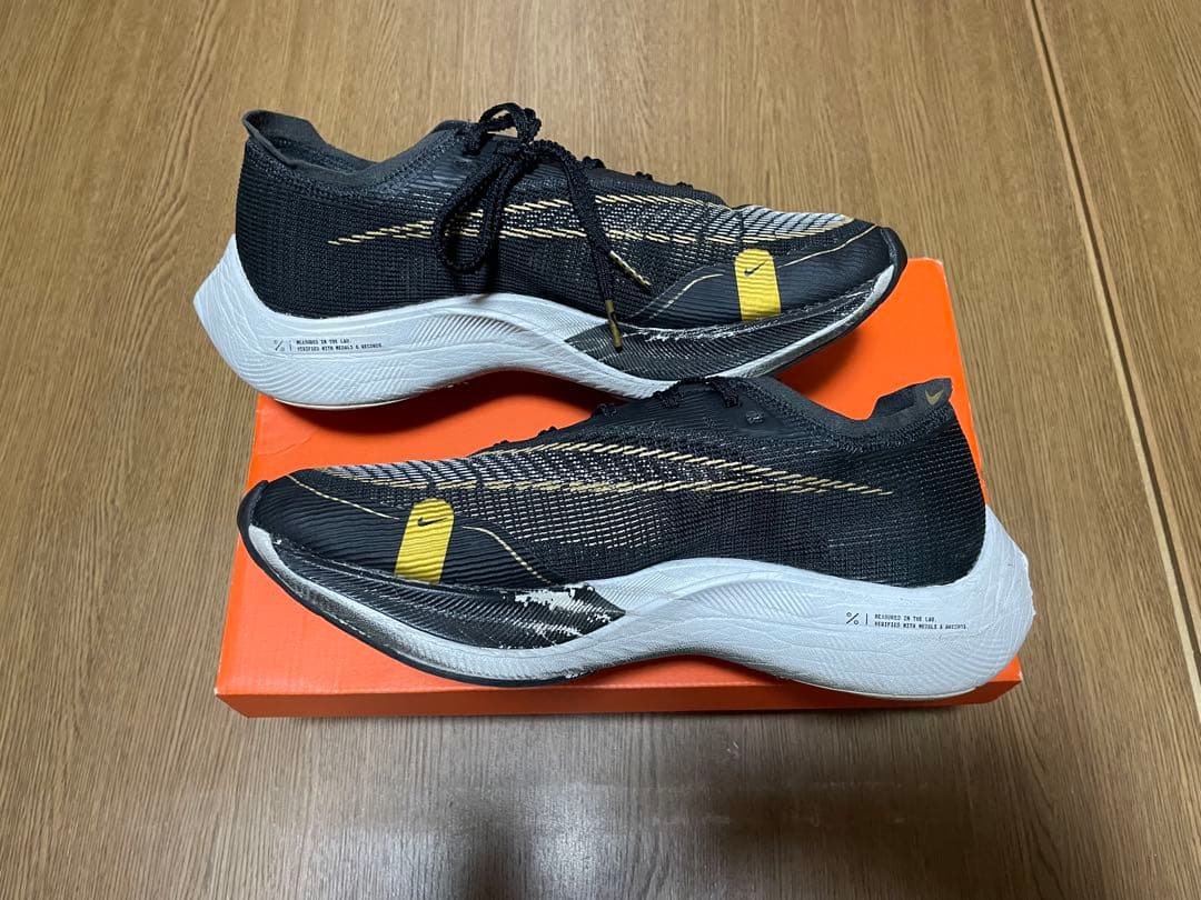 NIKE ZoomX VaporFly Next％ 2 26センチ