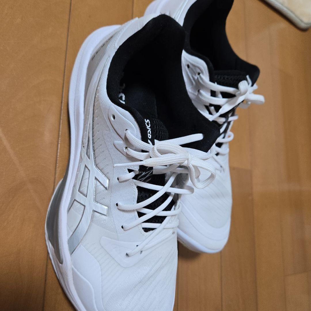 アシックスバレーボールシューズ26.5cm