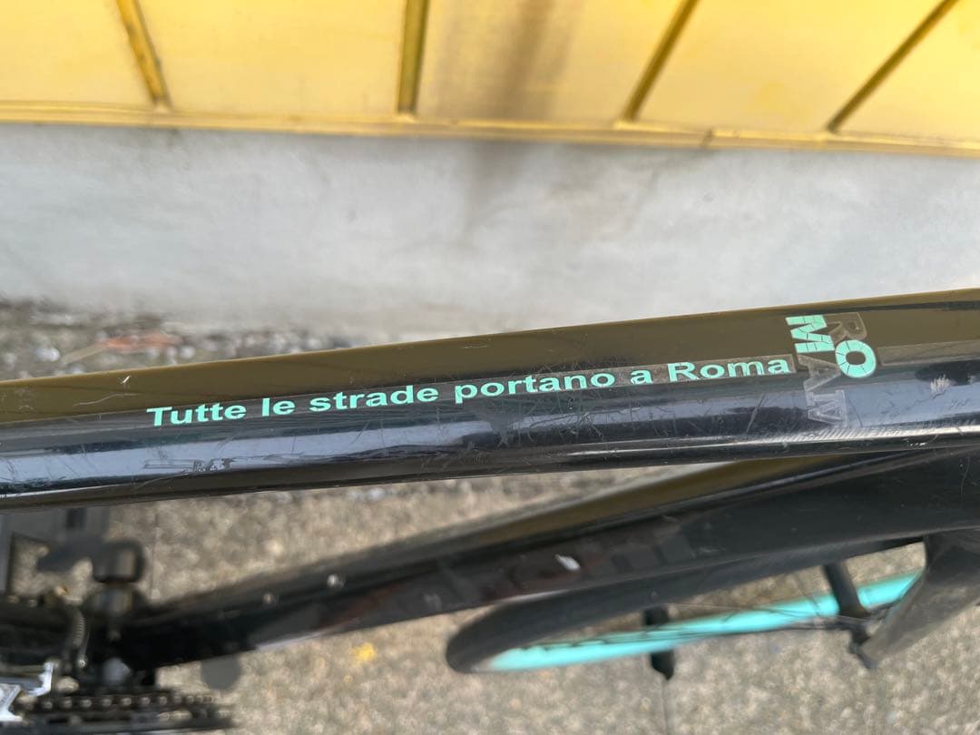 【けんいちせ】Bianchi ROMA 4 クロスバイク ブラック アルミ