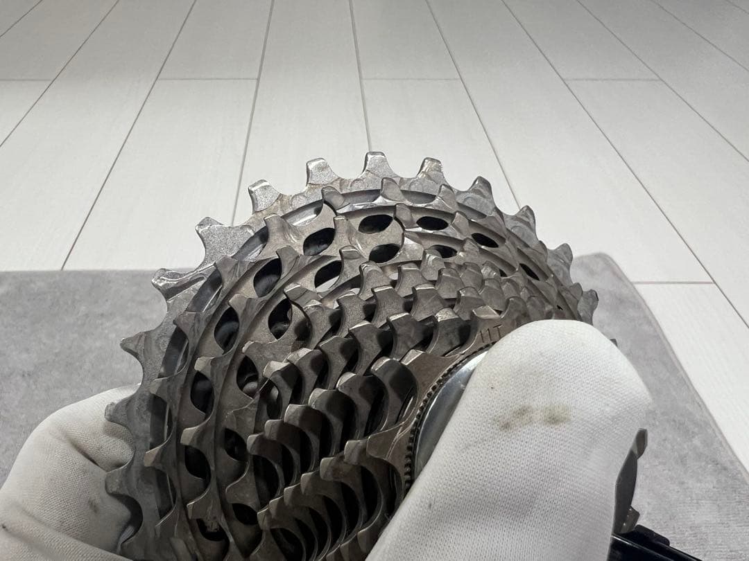 SRAM RED 11Sスプロケット 11-28T XG1190
