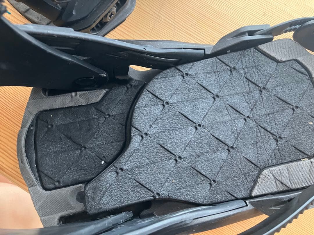 Salomon スノーボードビンディング ブラック