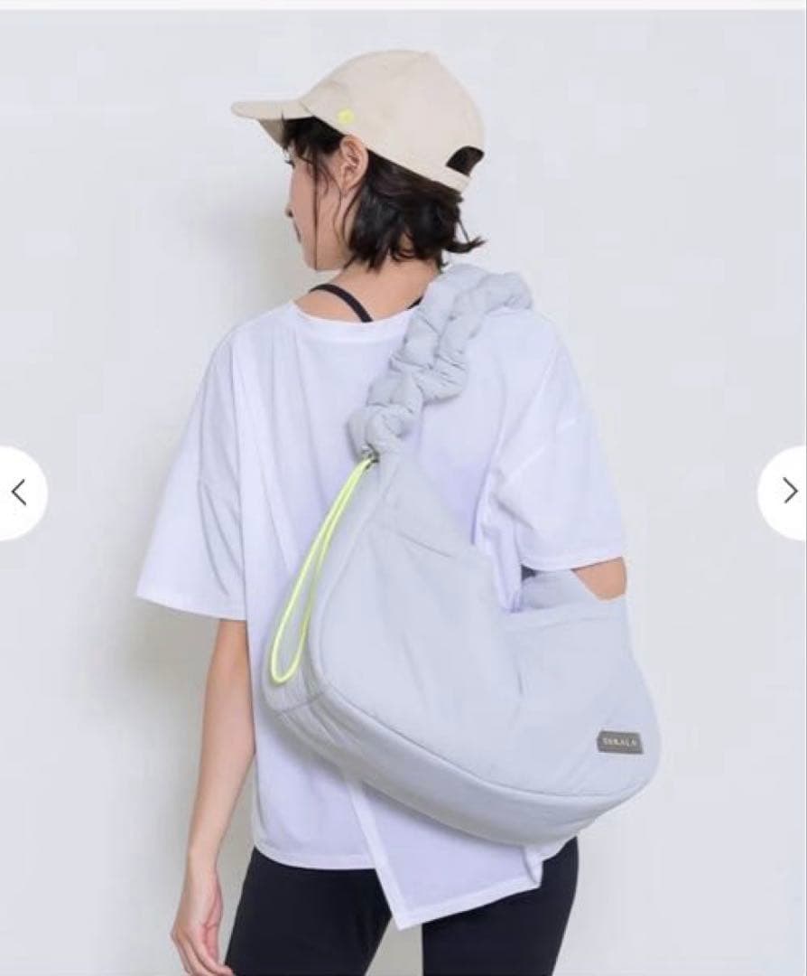 SUKALA 完売中！大人気！シャーリングボディバッグ