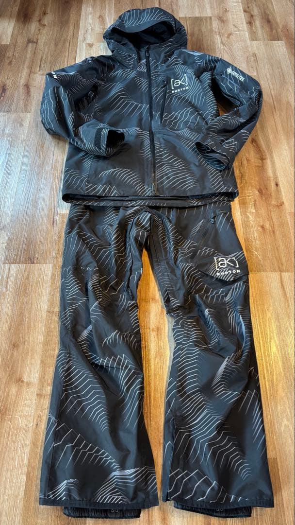 【美品】バートンak Cyclic GORE-TEX スノボウェア 上下 M