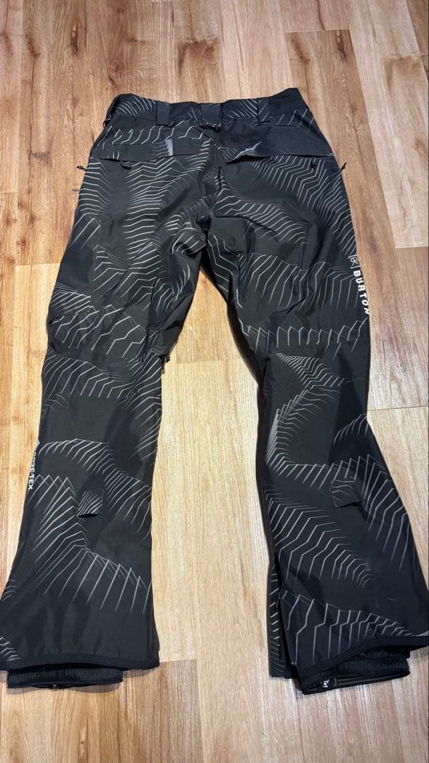 【美品】バートンak Cyclic GORE-TEX スノボウェア 上下 M