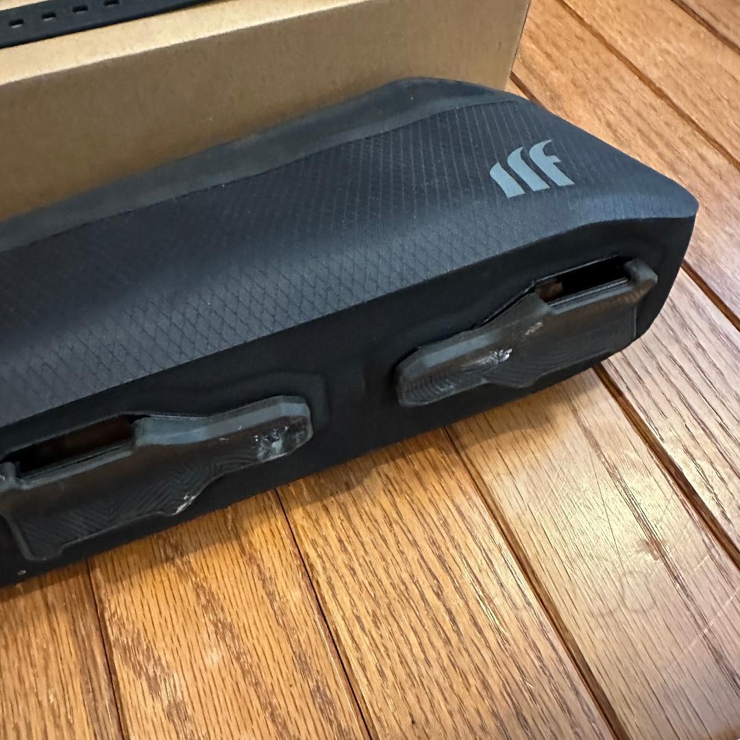 Tailfin ロングトップチューブバッグ 2.2L 美品 付属品完備
