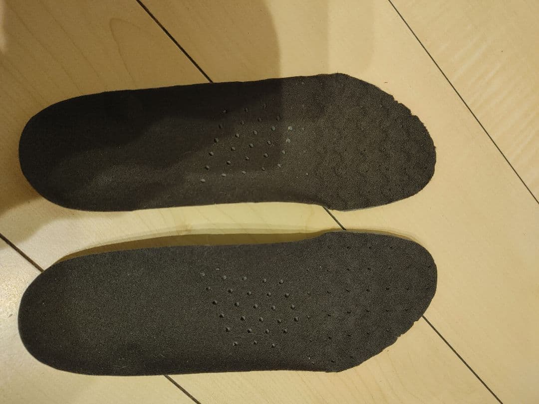 25.5センチ　YONEX パワークッション65z