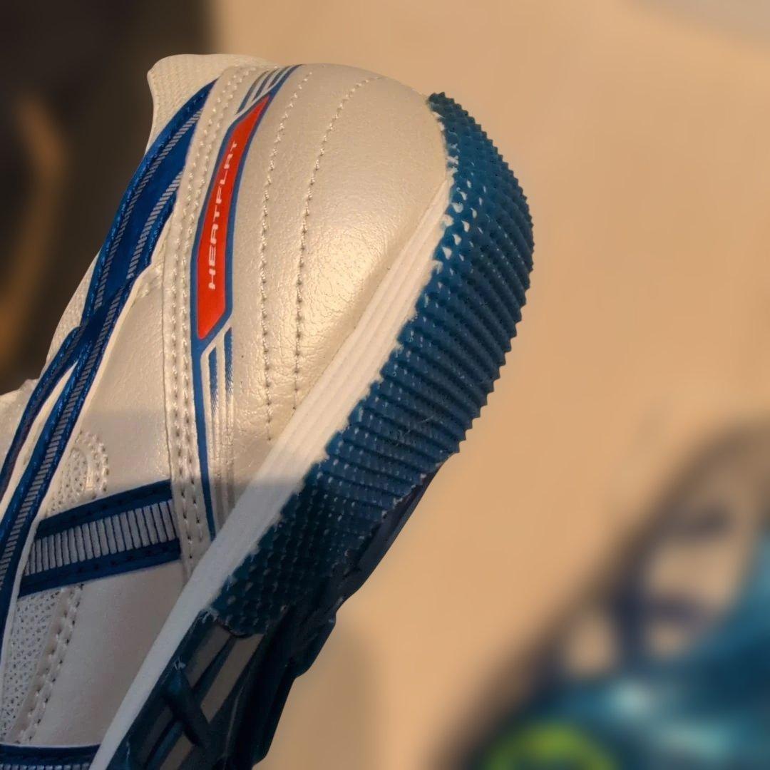 【未使用品】ASICS タイガーパウ　スパイクシューズ　25.5センチ