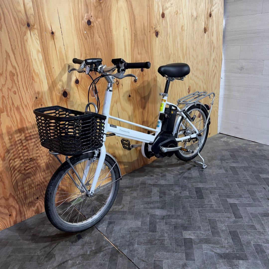 ホワイト 電動アシスト自転車 前バスケット付き バッテリー12ah